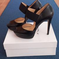 Sandali donna in pelle di vitello colore nero 39