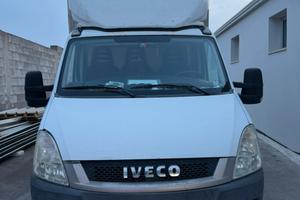 Iveco 35s13 sponda idraulica
