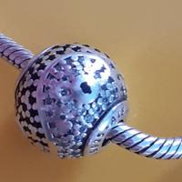 Pandora charm yin e yang 