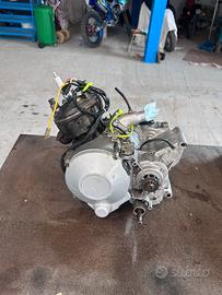 Am6 minarelli . aprilia ,derbi  , motore