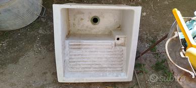 lavatoio  in ceramica 