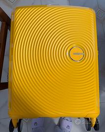 American Tourister