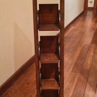 scaffale in legno 