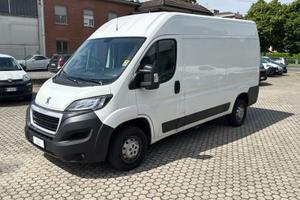 Peugeot Boxer 335 L2H2 2.2 BlueHDi 140cv S&S ...
