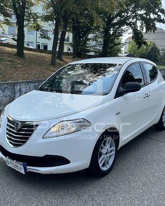 LANCIA Ypsilon 1.2 69 CV 5 porte GPL Ecochic Silve