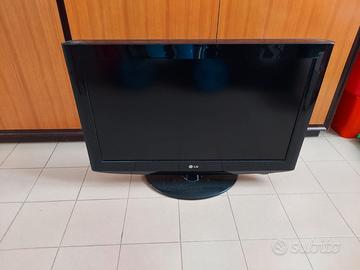TV  LCD LG