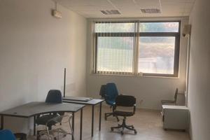 Ufficio 220 euro tutto compreso