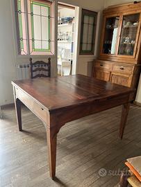 Tavolo antico in legno massello allungabile