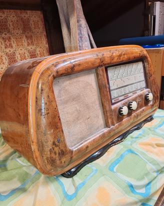 radio d epoca in legno massello 