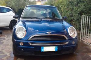 mini one 2001