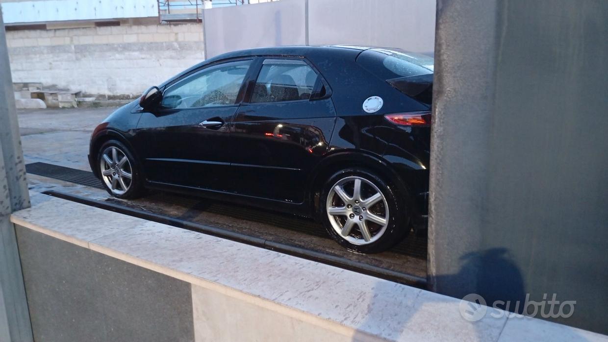 Honda Civic 8ª serie