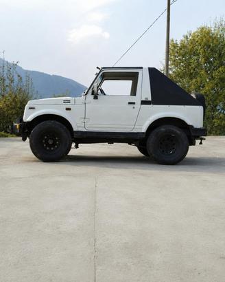 Suzuki Samurai SJ 413