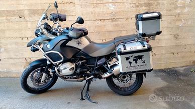 Moto BMW 1200 GS adventure