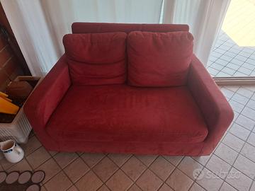   2 divani colore rosso c