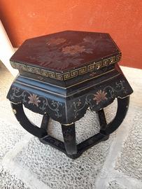 Tavolino esagonale cinese intarsiato 