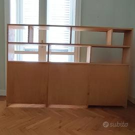 Libreria in legno fatta a mano 