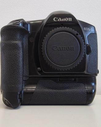 Canon EOS-1 analogica con Power Drive Booster E1