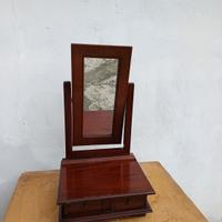 Specchio antico con cassetti 