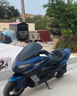 yamaha tmax
