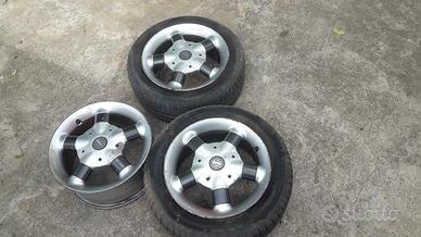 3 cerchi momo da 15" 4 fori