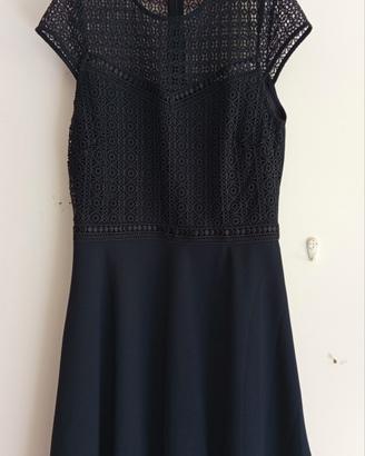 Abito H&M in pizzo con gonna svasata blu scuro