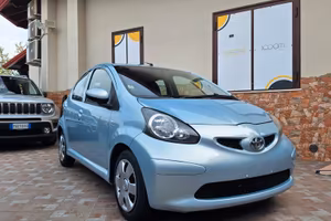 Toyota Aygo - Manuale