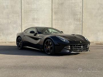Ferrari F12 Berlinetta Berlinetta V12 DCT F1 ...