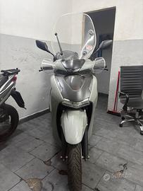 Honda SH 350 Ie sporty