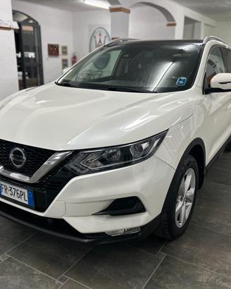 Nissan Qashqai 1.5 dCi N-Connecta - 06/2018