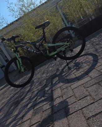 Bici MTB ibk 24" full Suspension con freni a disco