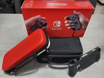 Nintendo Switch V2 grigio + accessori extra