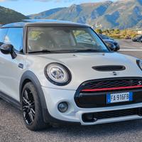 MINI Cooper S F56 2.0 3p auto