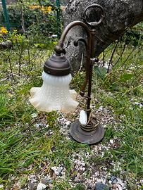 Lampada in ottone da tavolo antica vintage