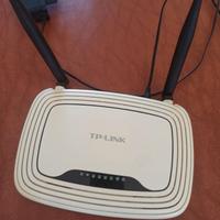 Modem TP-Link + Ripetitore Wi-Fi Strong Powerline 