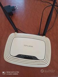 Modem TP-Link + Ripetitore Wi-Fi Strong Powerline 