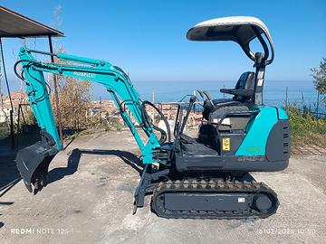 miniescavatore kobelco.