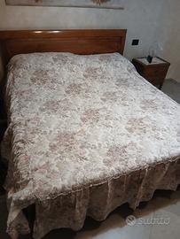 Copriletto matrimoniale con Volant