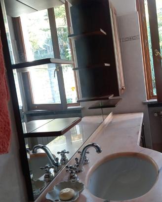 Mobile da bagno in legno con top in marmo+pensili