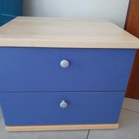 2 comodini con 2 cassetti