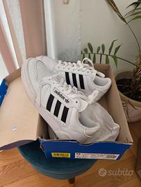 Adidas continental