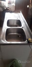 Lavandino con mobile