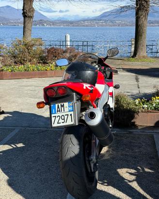 Yamaha R1 2000