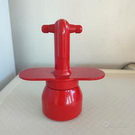 caffettiera Maggiolino Irmel rossa da collezione 