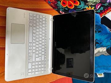 Sony Vaio SVF152A29M