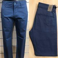 Pantaloni Jeans Uomo Colore Blu Scuro Morris Tagli