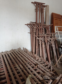 Attrezzatura per armature, puntelli, staffe