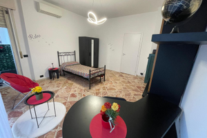 Stanza in una palazzina tranquilla