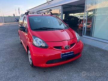 Toyota Aygo 1.0 12V VVT-i 5 porte Sol