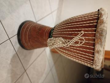 TAMBURO  DJEMBE