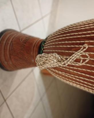 TAMBURO  DJEMBE